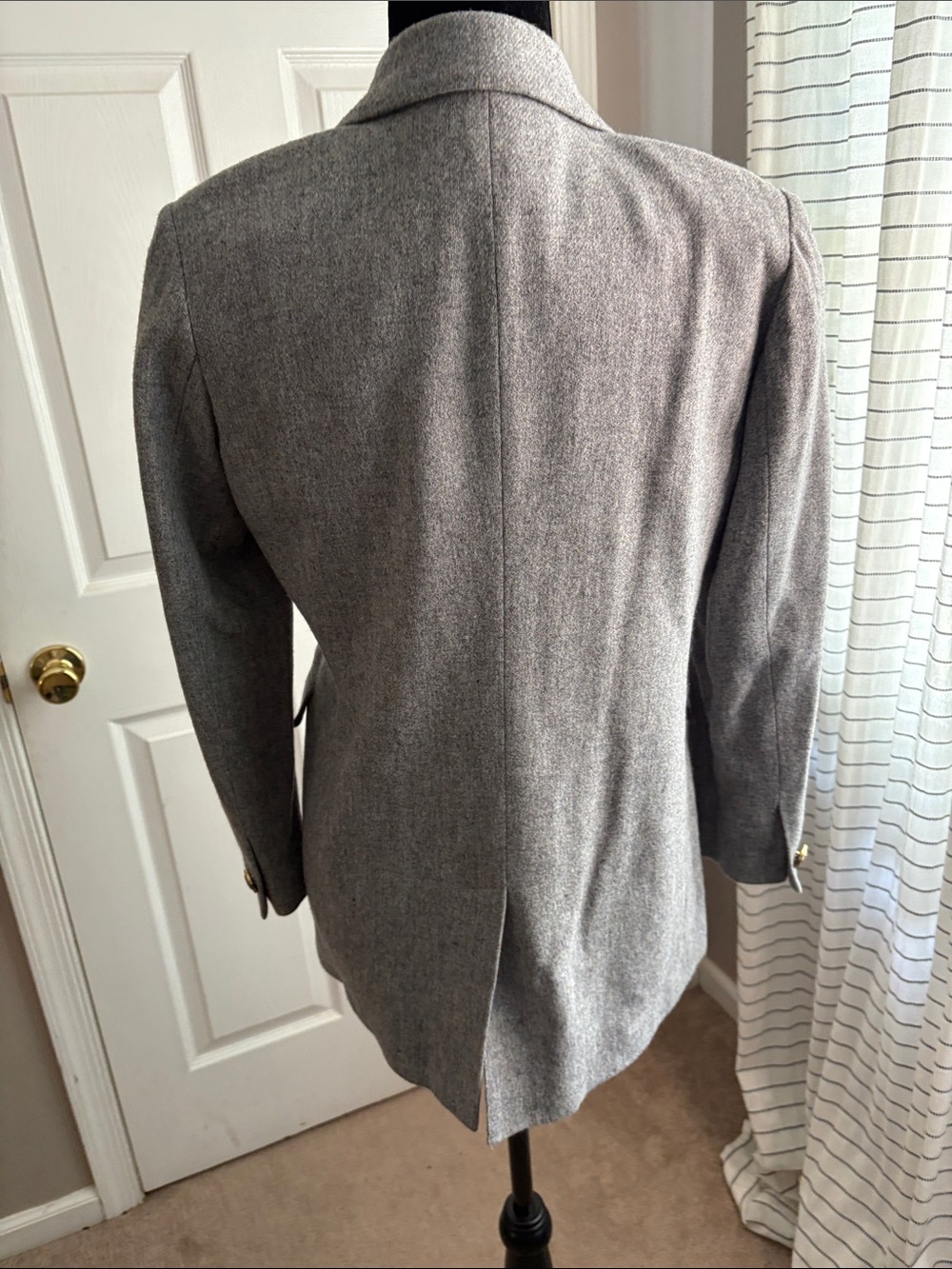Double-Breasted Gray Women's Wool Blend Blazer Jacket - Picture 10 of 10